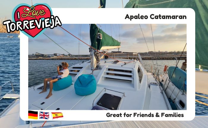 Afternoon boat on Apaleo