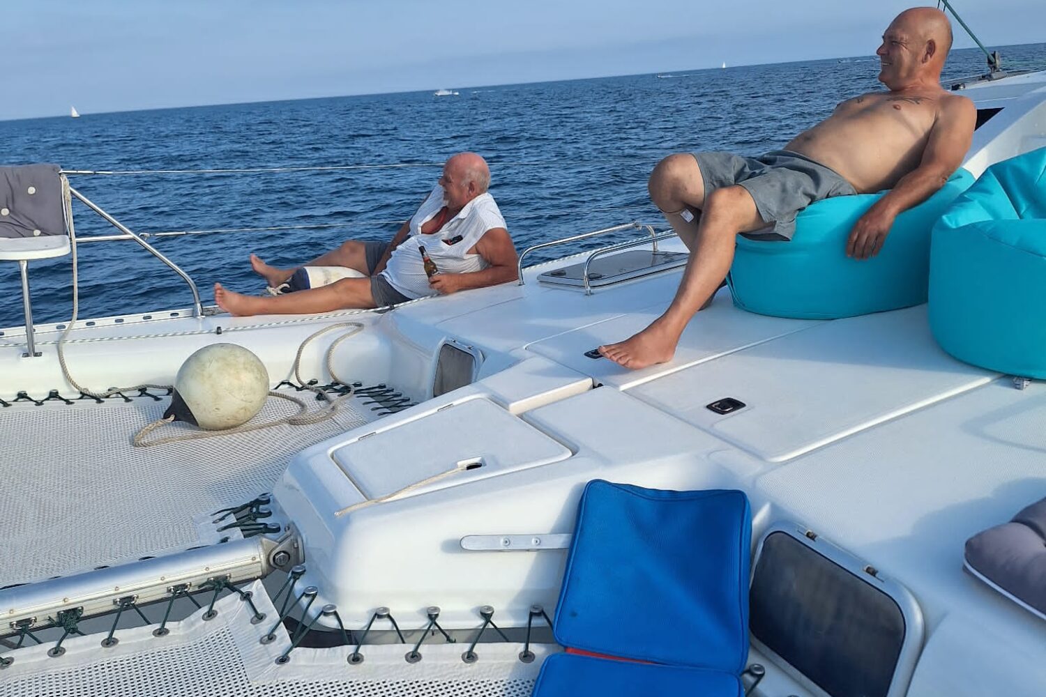 Boat tours on Apaleo catamaran